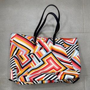 ✨On sale!✨ Tory Burch Kerrington T Print Colorful Geometric Tote Bag